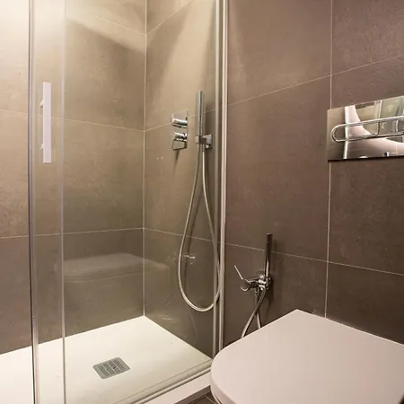 Wish Suite Puerta Osario Sevilla Exterior foto