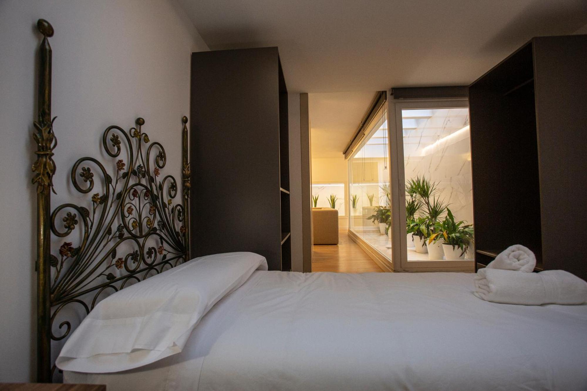 Wish Puerta Osario Apartment